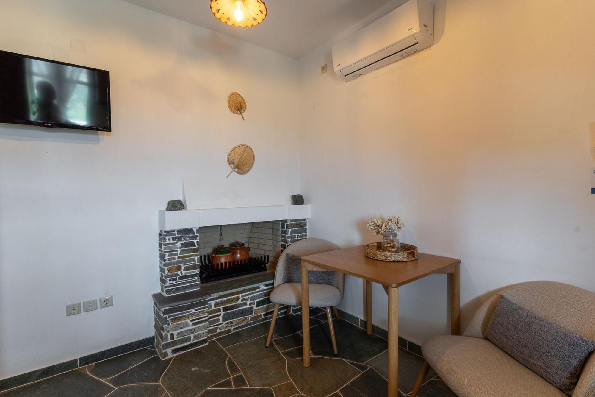 Mirsini Apartments In Sifnos Vathi  Buitenkant foto