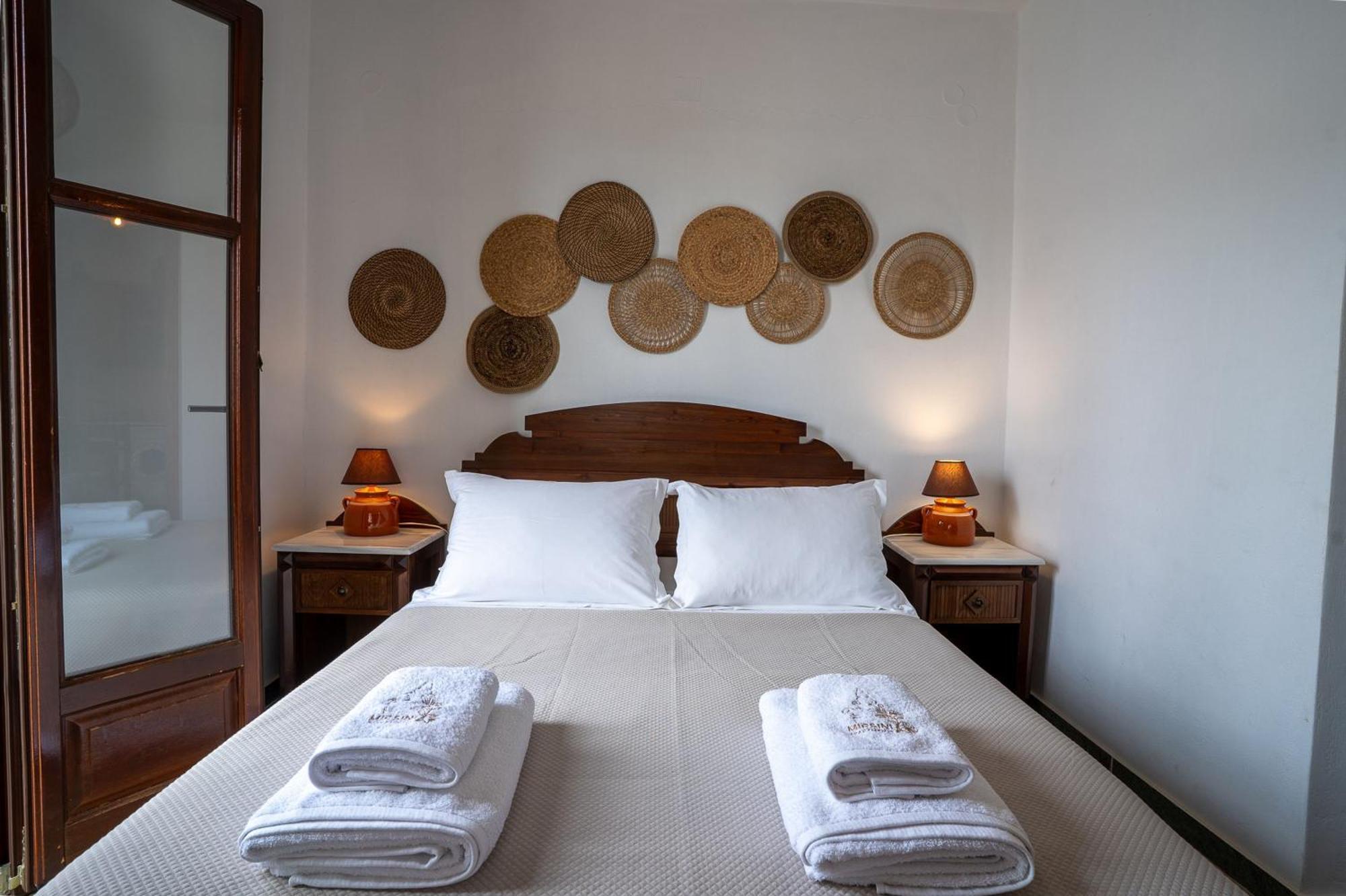 Mirsini Apartments In Sifnos Vathi  Buitenkant foto