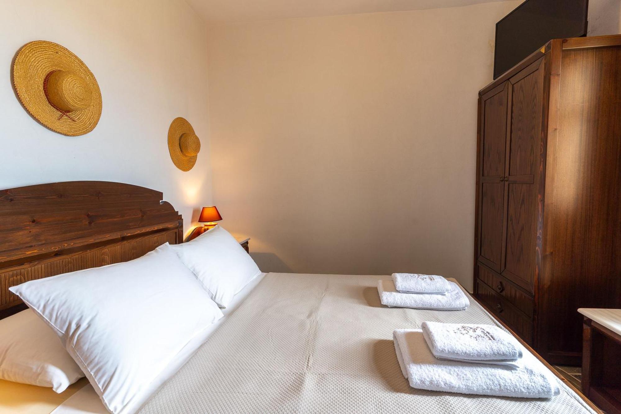 Mirsini Apartments In Sifnos Vathi  Buitenkant foto